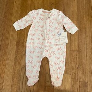 Baby gap girls onesie